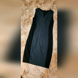 Tahari Sleeveless Sheath Dress